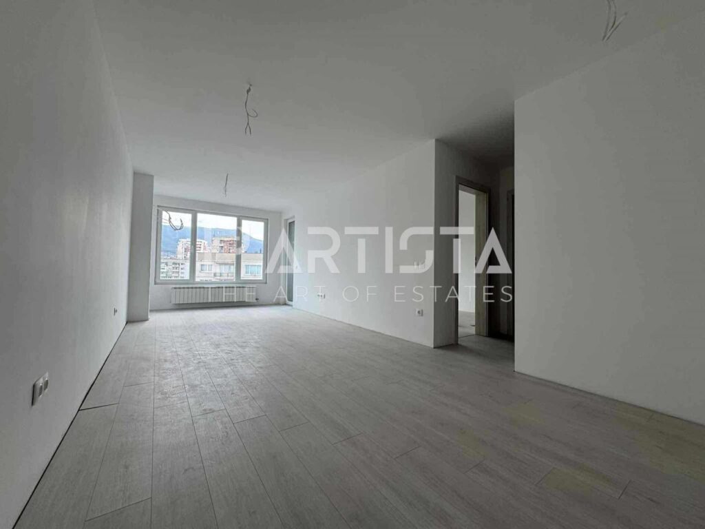 Предлагаме Ви просторен двустаен апартамент, в луксозна тухлена сграда с акт 16 от 2025 година. - 0