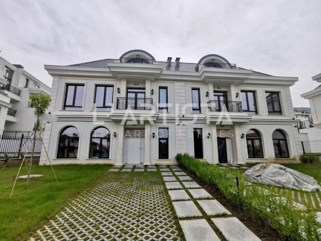 Къща - София, Драгалевци - 0