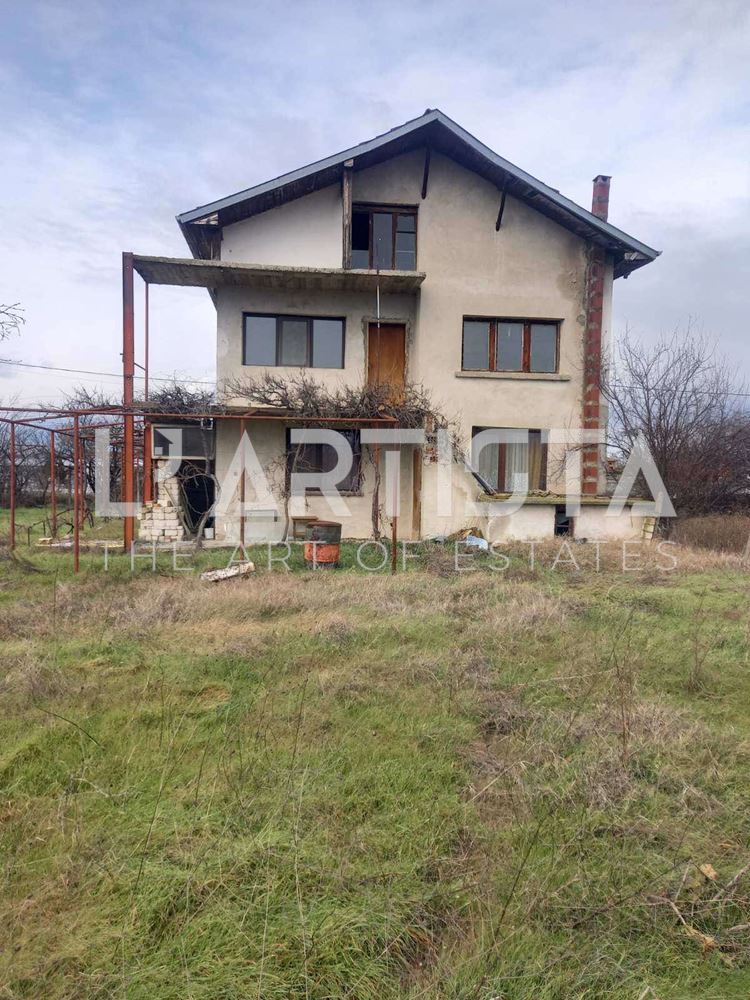 Къща с. Войсил - 0