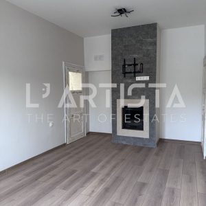 Многостаен апартамент в жк. Дружба 1 - 0