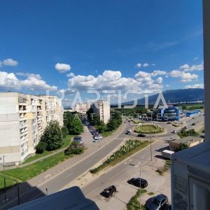 Двустаен апартамент в кв. Люлин 5 - 10