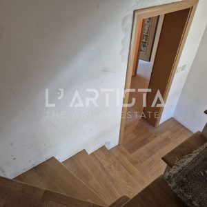 Страхотна къща в с. Владая - 13