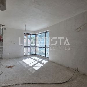 A functional two-bedroom apartment in a new building with a garage - 0