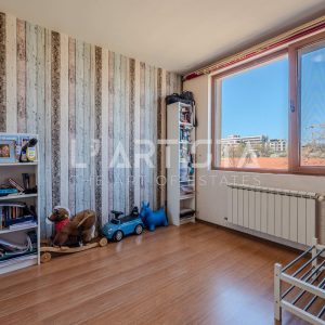 The artist presents a fully furnished two-bedroom apartment in the Gloria Palace complex, located in one of the greenest and most peaceful areas - 5