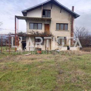Къща с. Войсил - 0