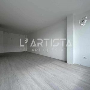 Предлагаме Ви просторен двустаен апартамент, в луксозна тухлена сграда с акт 16 от 2025 година. - 2