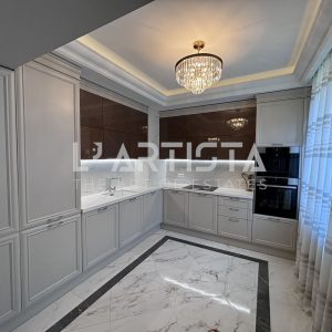 Луксозен тристаен апартамент в Център - 12