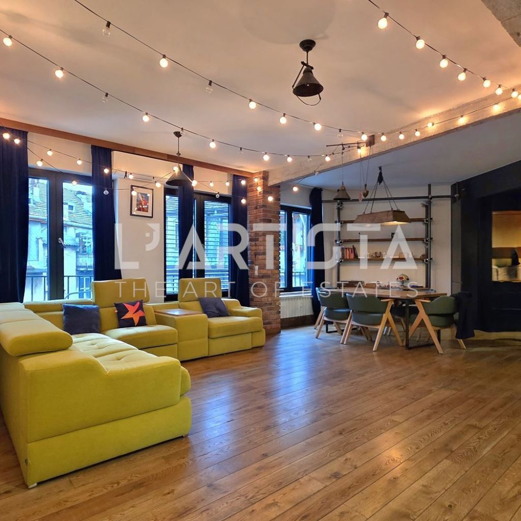 A unique multi-room apartment on Slaveykov Square - 0