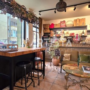 Търговски обект с лице на две улици, обзаведен по дизайнерски проект като от корица на списание - 6