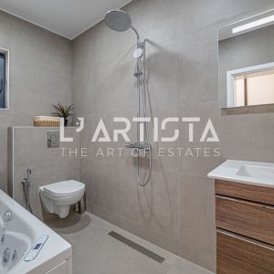 Просторна, самостоятена къща с модерна архитектура в полите на Витоша, с. Бистрица - 14