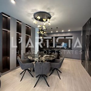 Тристаен апартамент в кв. Кръстова Вада - 2