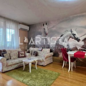 L'Artista presents a fully furnished two-bedroom apartment located in the prestigious and well-maintained gated community "Gl - 3"