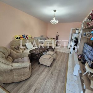 Two-bedroom apartment in Pernik, Moshino neighborhood, Maxim Gorky Street - 0