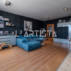 L'artista presents a fully furnished two-bedroom apartment in the Gloria Palace complex, located in one of the greenest and most peaceful areas - 2