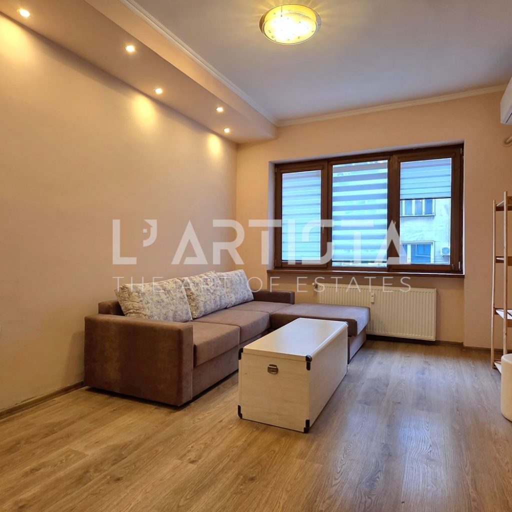 Добре поддържан двустаен апартамент на ул. Граф Игнатиев - 0