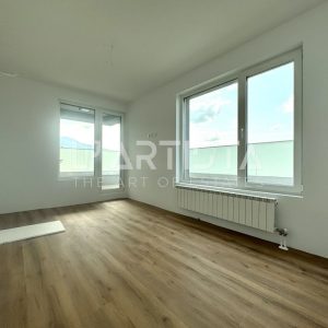L` Artista presents a bright four-room apartment in the quiet part of Mladost 4 - 6 district.
