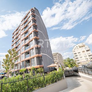 Просторен тристаен апартамент в кв. Манастирски ливади - изток - 21