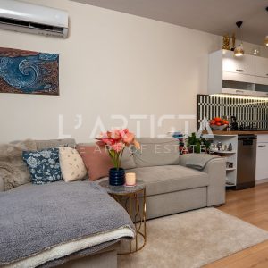 Тристаен обзаведен апартамент в кв. Кръстова вада със собствен двор - 4