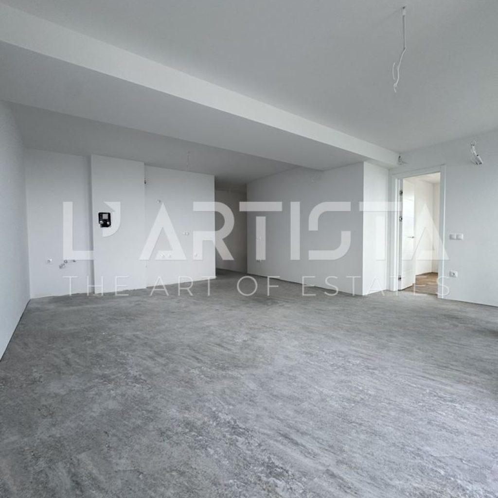 L` Artista Ви представя светъл четиристаен апартамент в спокойната част на кв. Младост 4 - 0