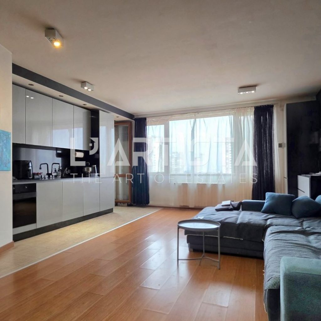 L'artista presents a fully furnished two-bedroom apartment in the Gloria Palace complex, located in one of the greenest and most peaceful areas - 0