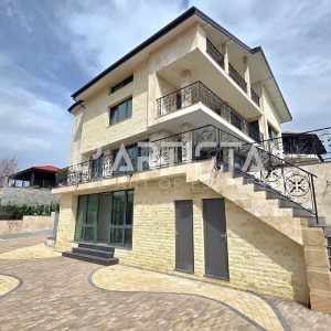 L’ARTISTA представя: Емблематична панорамна вила над яз. Кърджали | High-End Residence с уникална гледка - 2