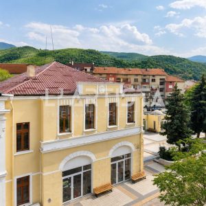 Two-bedroom brick apartment in the heart of Peshtera - 3